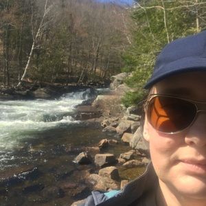 Meet your Posher, Jennifer